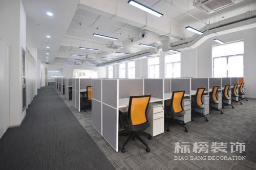 深圳辦公室裝修如何選擇家具？