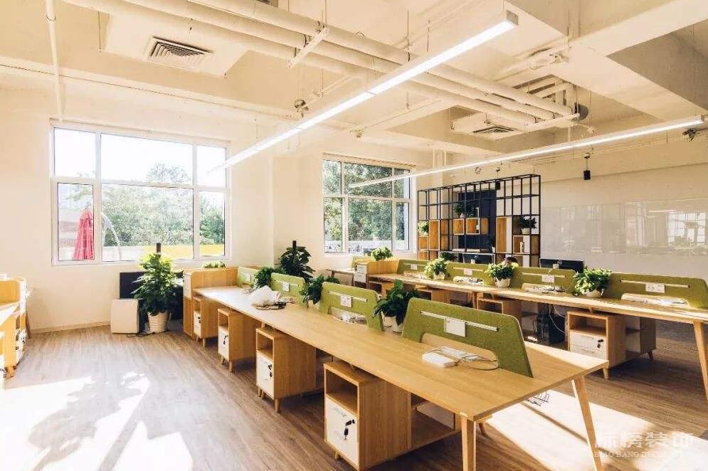 深圳辦公室裝修完成後如何進行保潔工作？